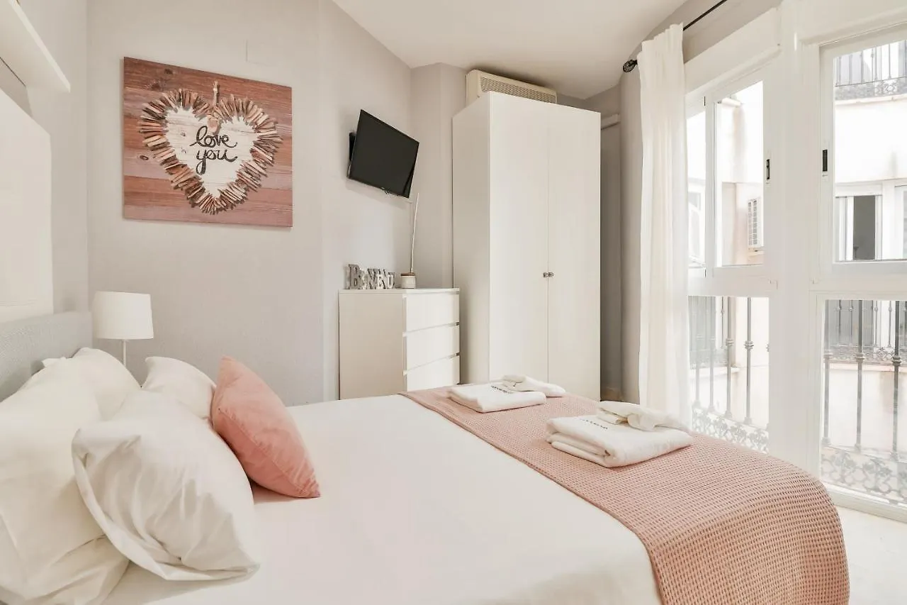 C14 - Nice Studio Close To Historical Center Malaga Apartment